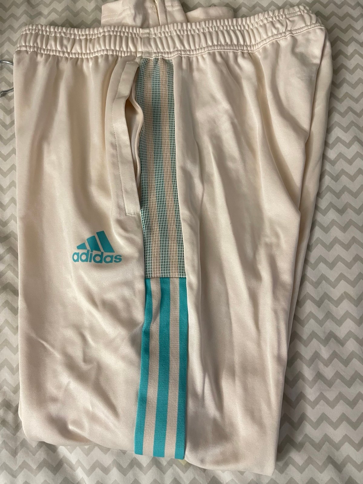 Adidas tiro 21