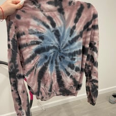 F21 Tie-Dye Crew Neck