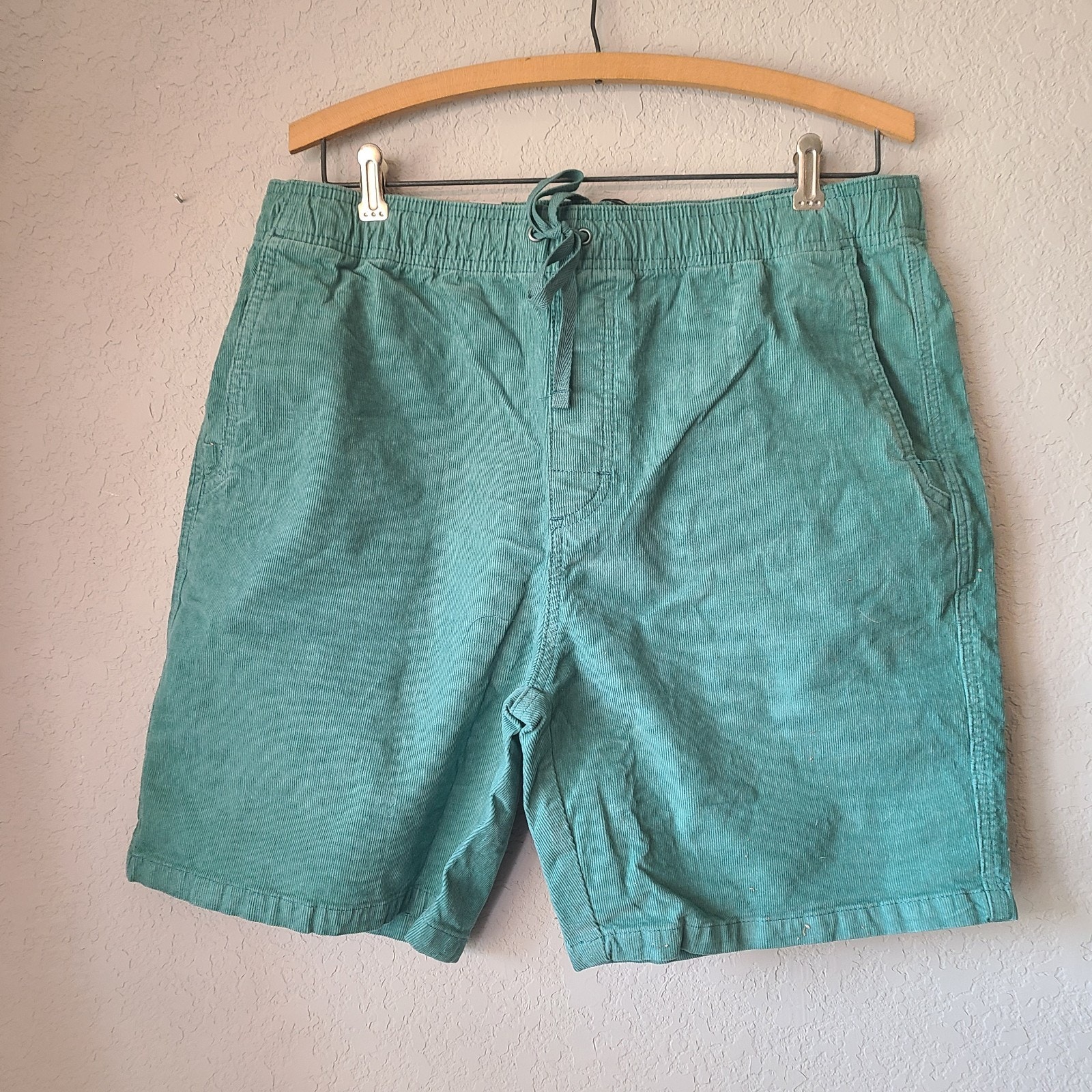 prAna Canyon Camp Shorts Men’s Corduroy Green Cove L Organic Cotton Everyday