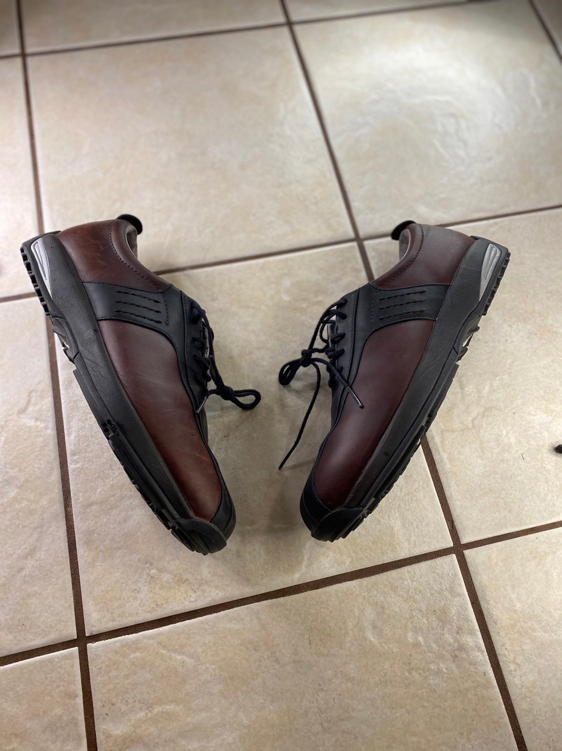 Spikeless golf shoes z-traxion adidas 05