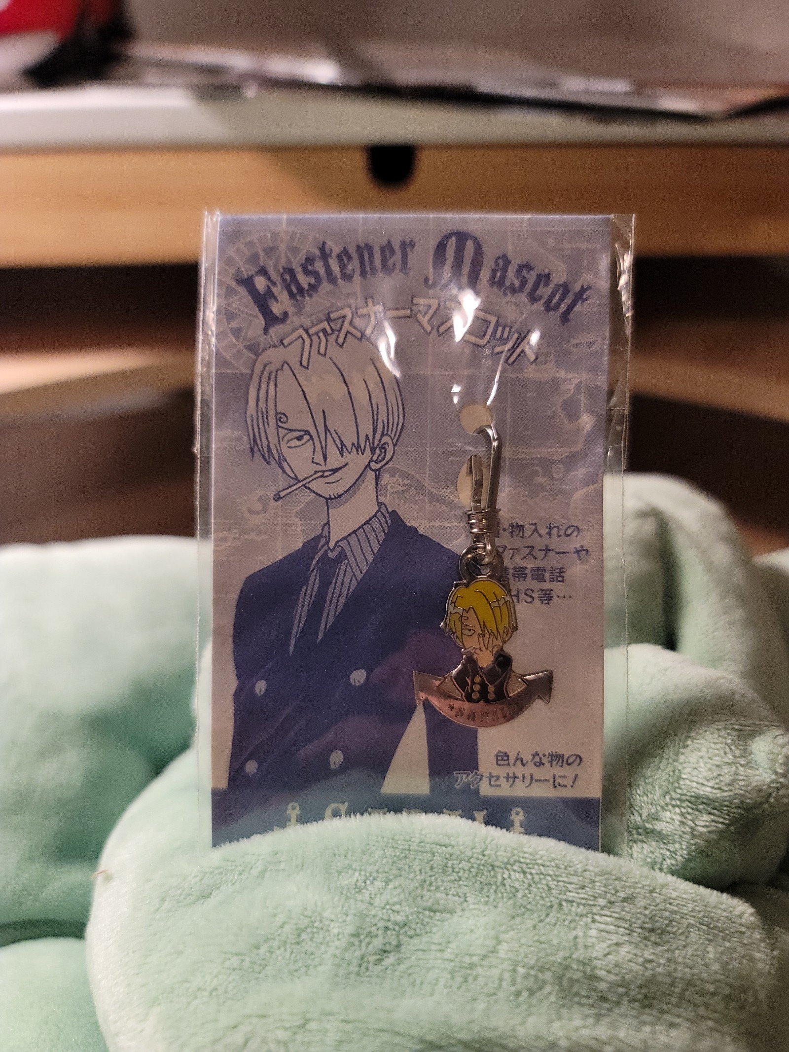 Sanji zipper mascot