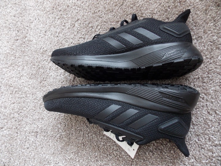 NWT-ADIDAS DURAMO 9 Triple Black Size 8