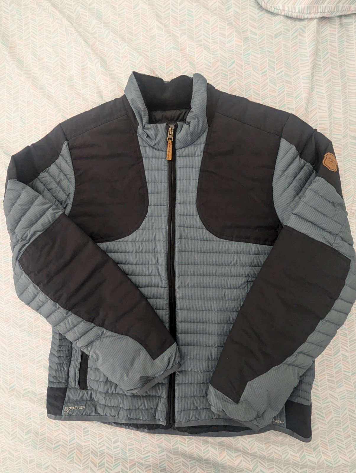 Eddie Bauer Stormdown Sport Style Goose Down 700 Puffer Jacket Size Large