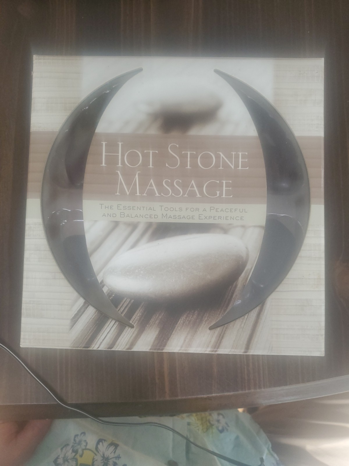 Sterling Innovation Hot Stone Massage Kit with 14 Flat Stones NEW OPEN BOX