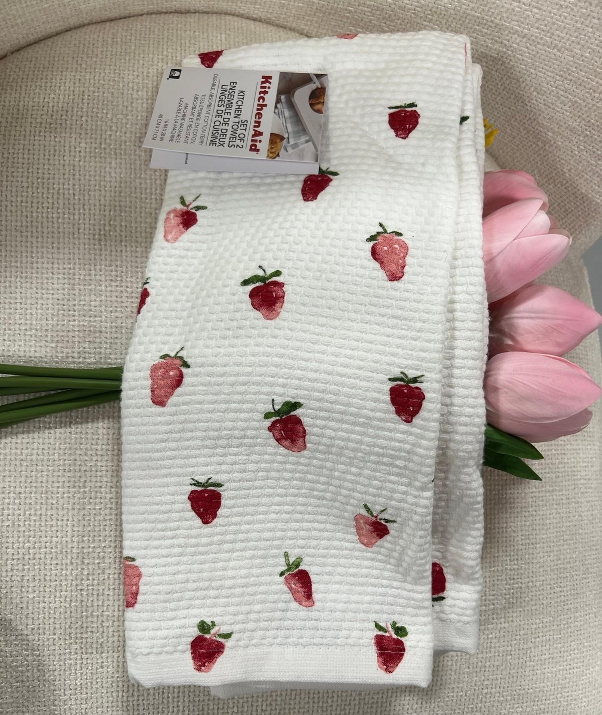 Kitchen Aid set 2 strawberry image kitchen towels; cotton; 28x16, NWT