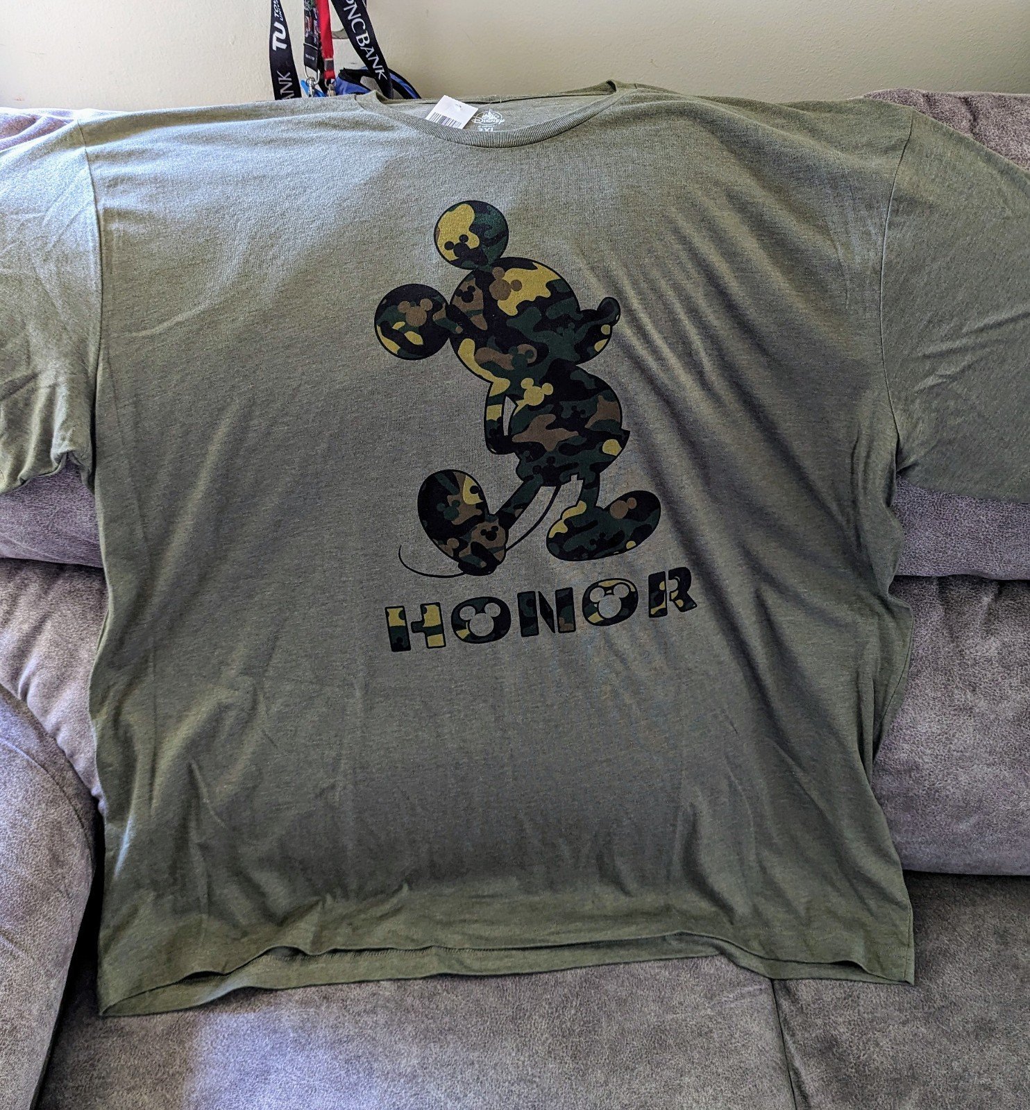 Disney Parks Salute To Service Honor T-Shirt Size 3XL