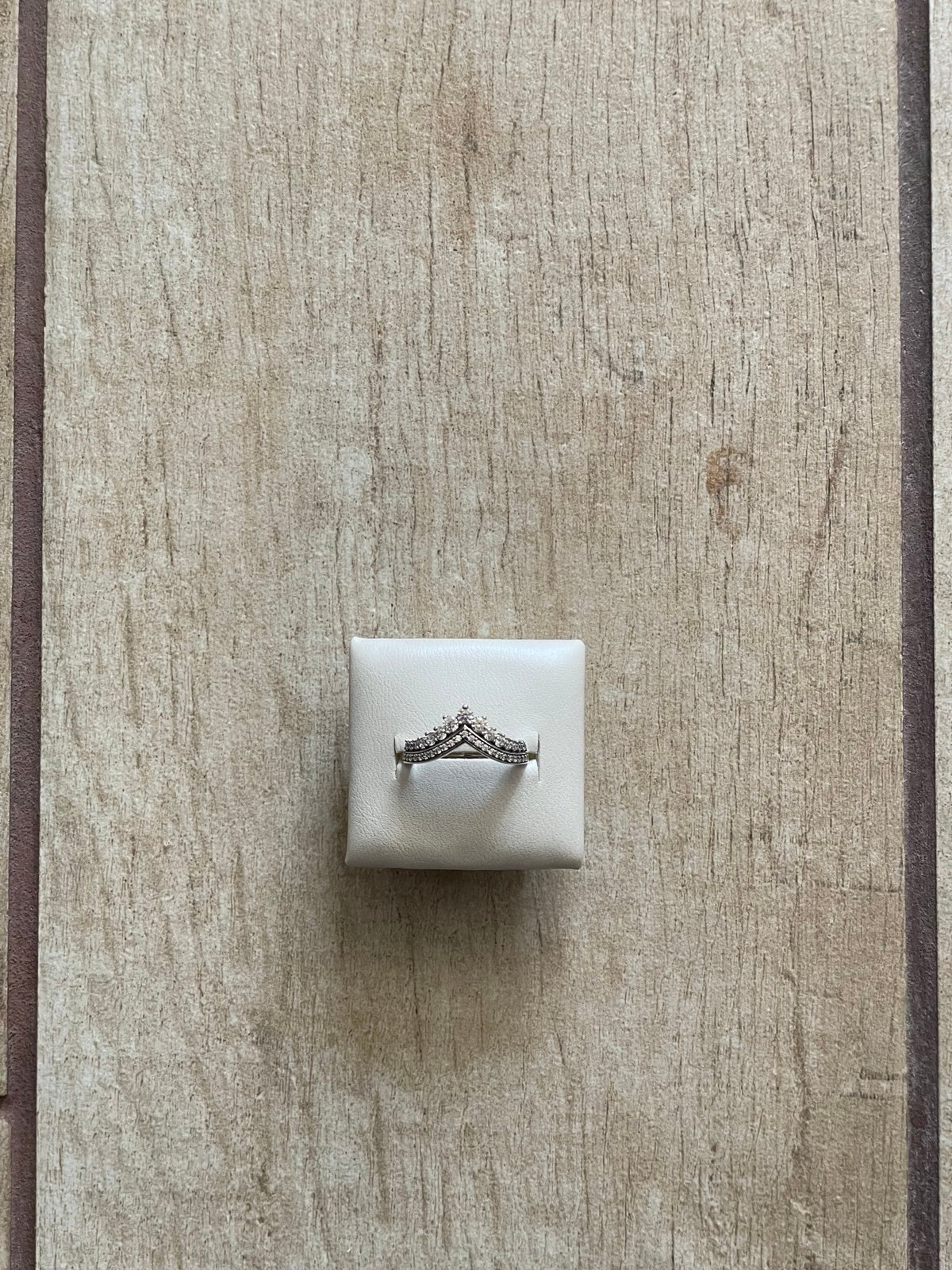 Pandora tiara ring