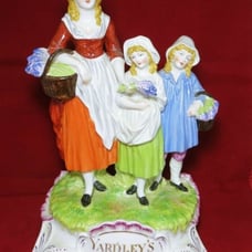 Figurine