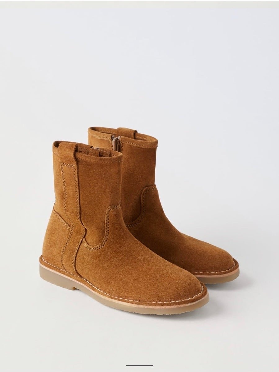 New Boots Sz 5