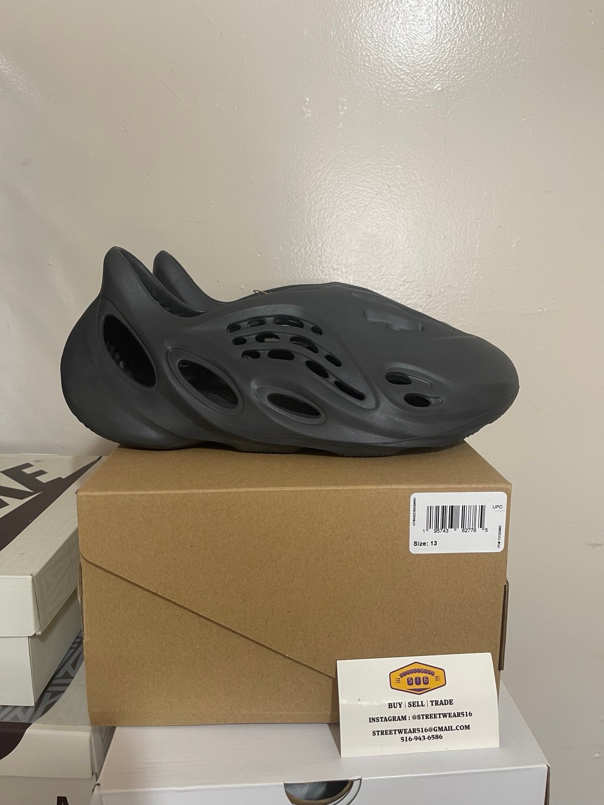Adidas Yeezy Foam runner onyx size 12