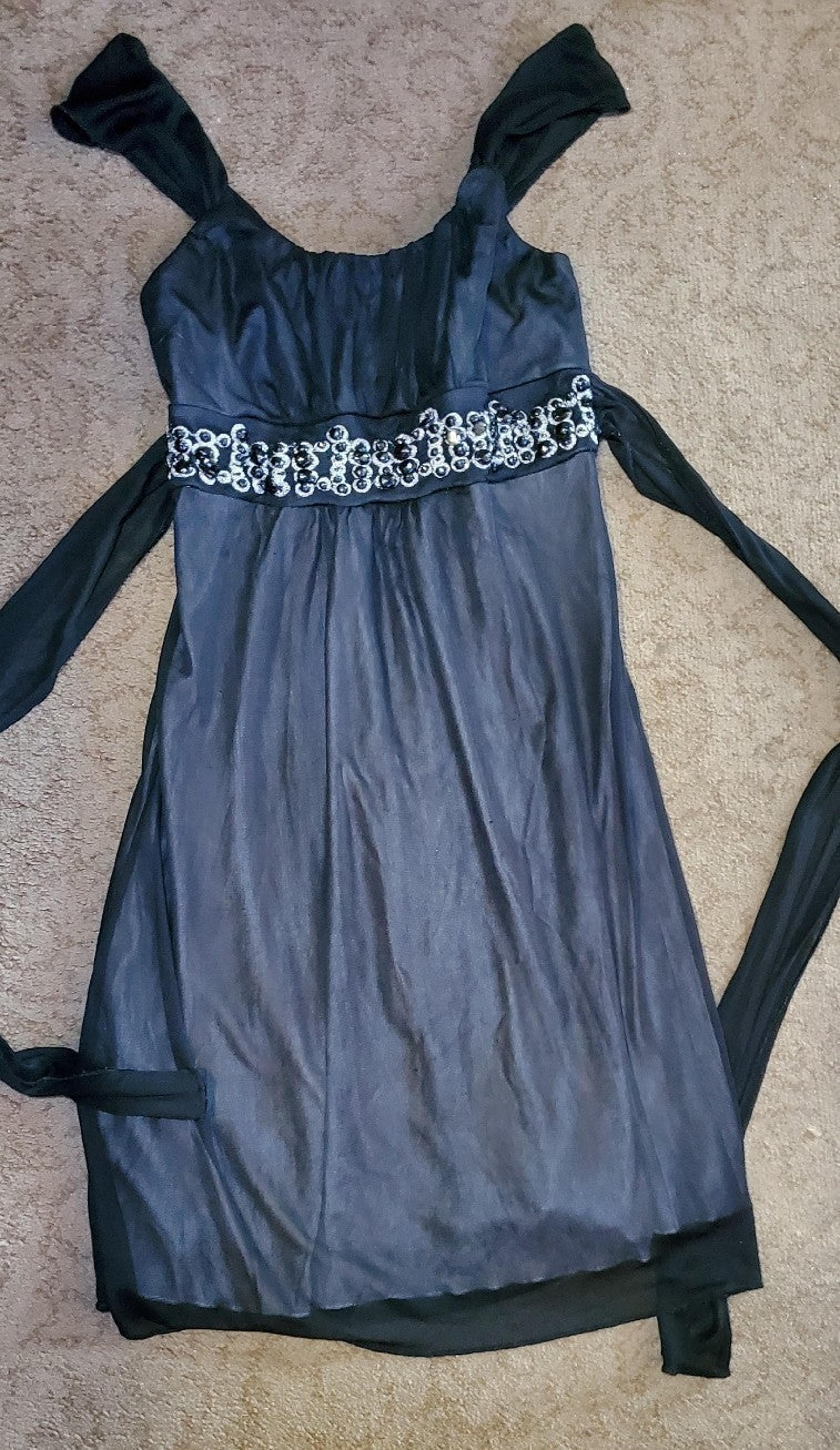 Labelle formal Dress