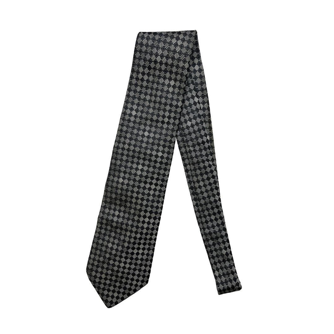 5-99 GUCCI Neck Tie Squares G Logo 100% Silk Black Gray