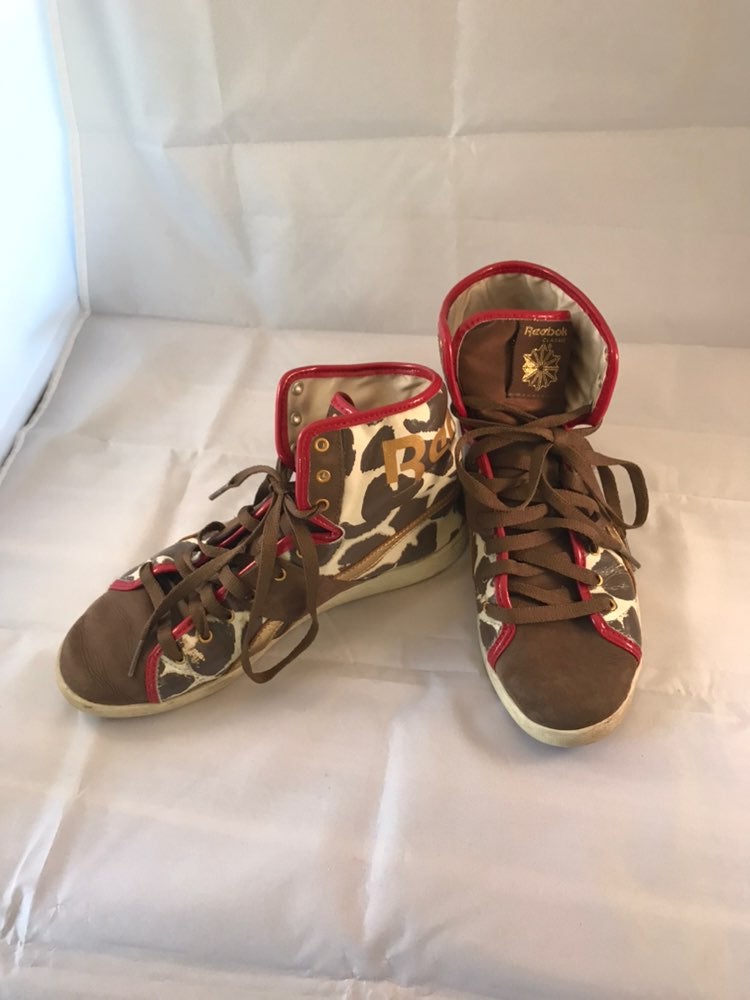 Reebok CLASSIC Sneakers Women Size 7
