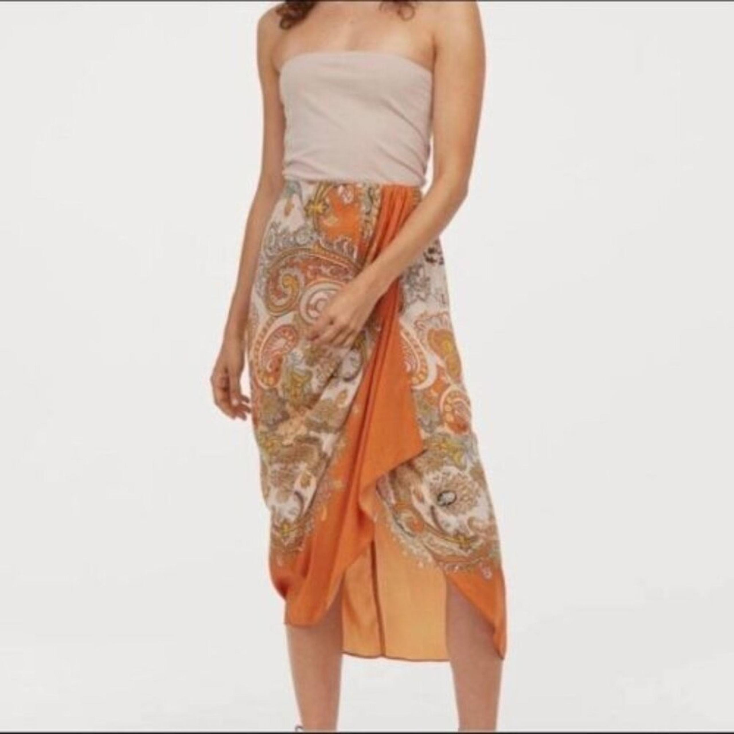 H&M Paisley Sarong Style Faux Wrap Skirt Orange and White Paisley Midi Size 10