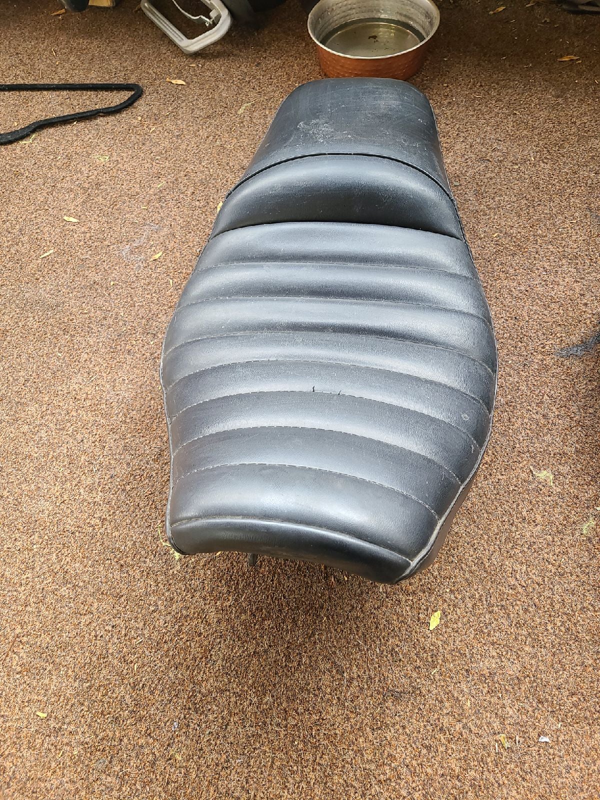 Motorcycle seat