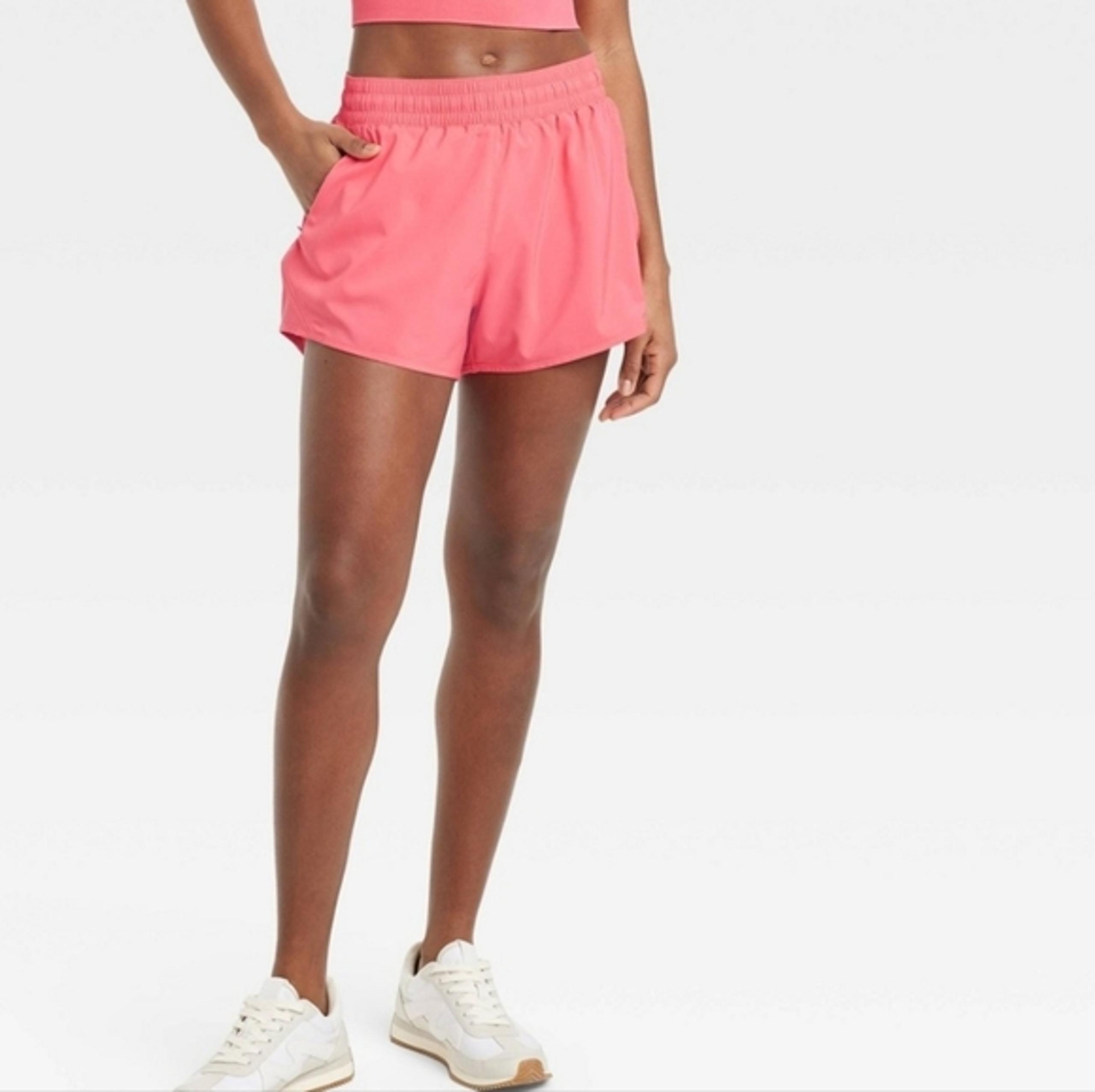 Women's Woven Mid-Rise Run Shorts 3" - Coral Pink XS