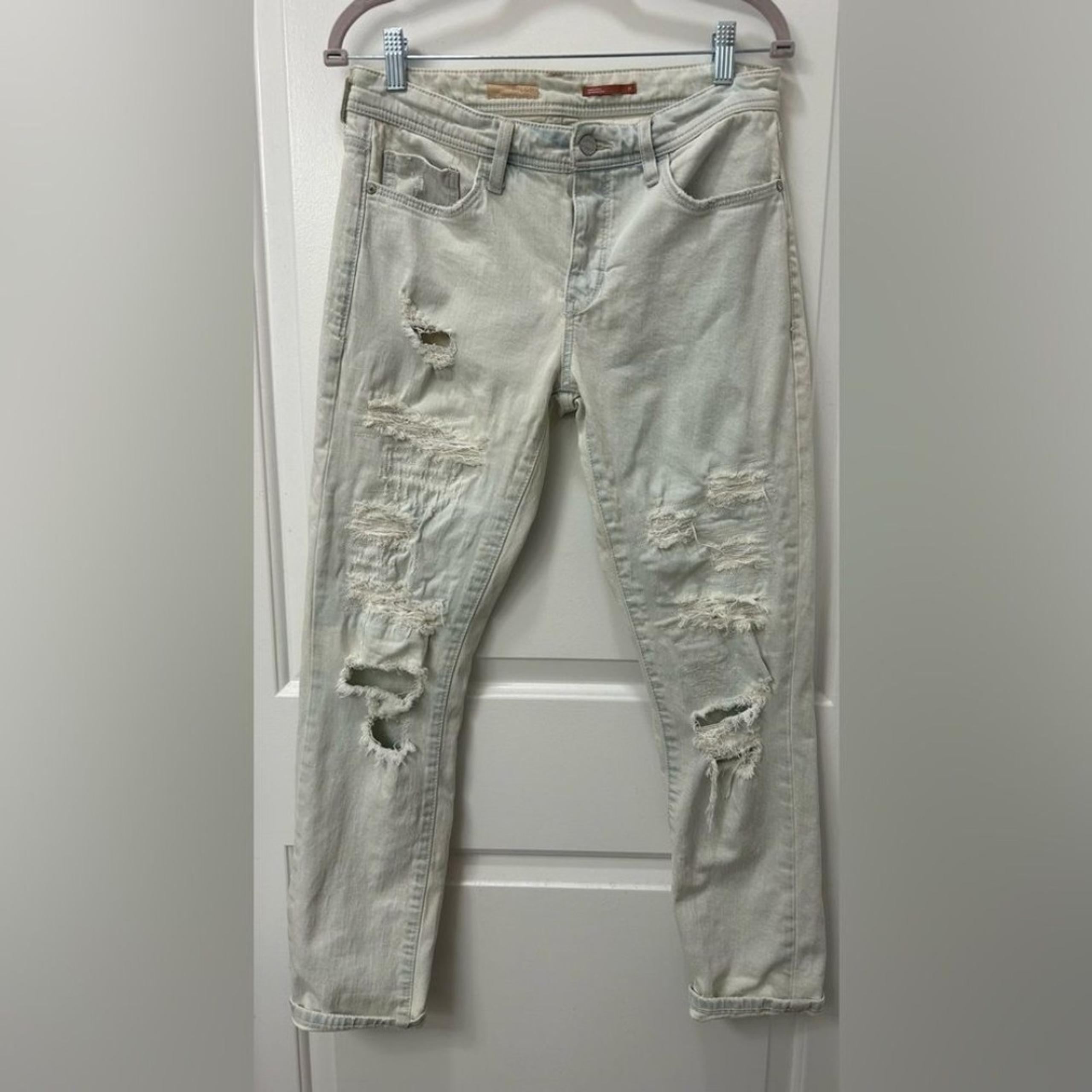 Pilcro 27 Distressed Slim Boyfriend Light Wash Denim Slouchy - Anthropologie