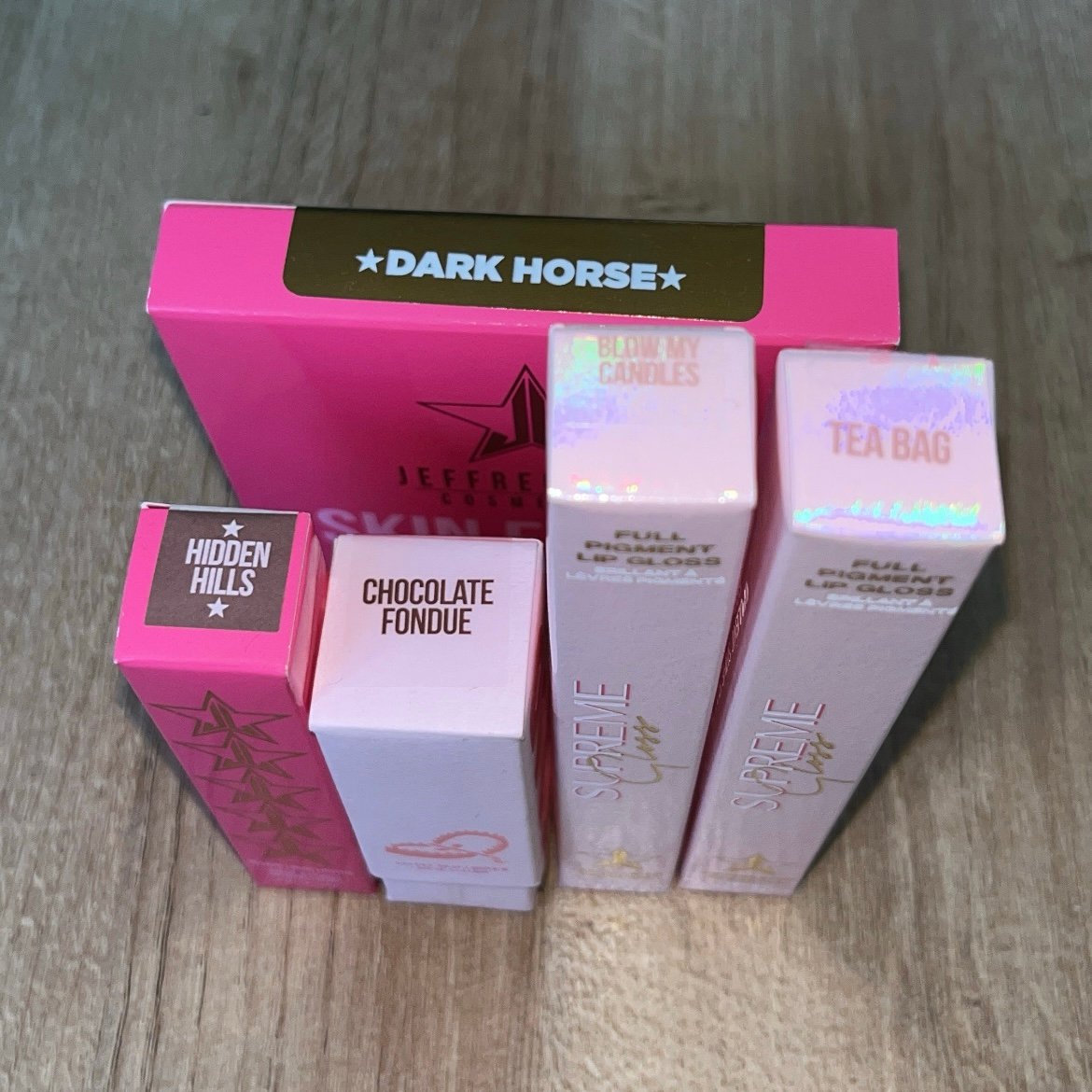 Jeffree Star Cosmetics BUNDLE Highlight The Gloss & Velvet Trap Lipstick