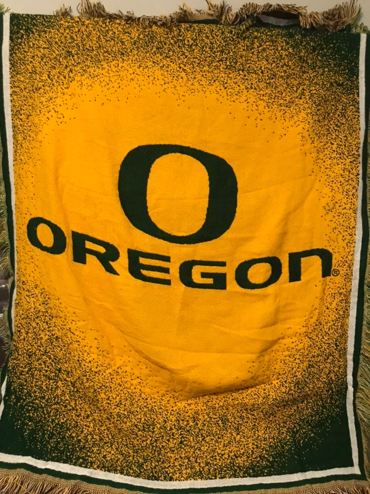 Vintage Oregon Ducks Wool Knit Blanket 52”x42”