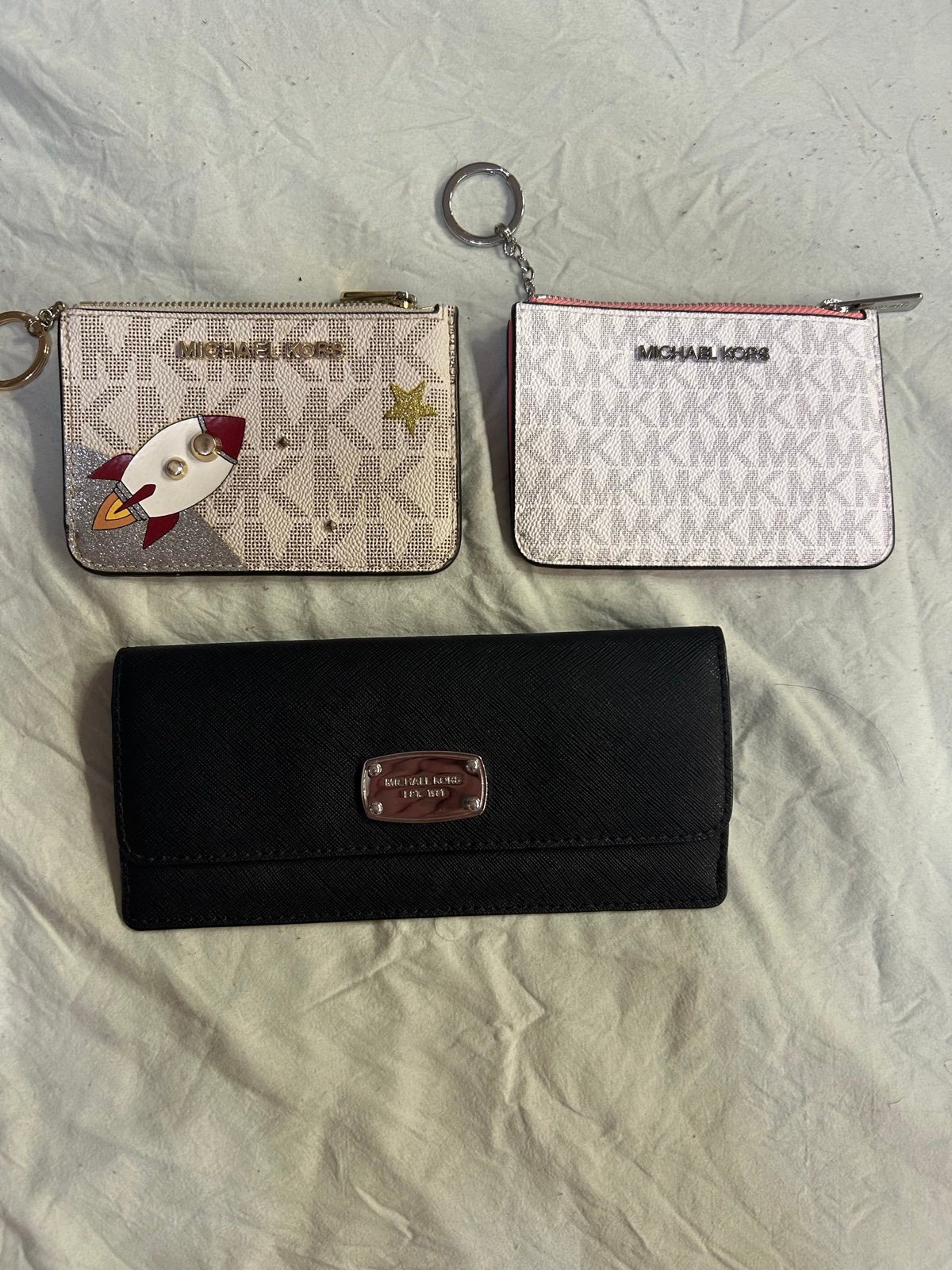 Michael kors wallet lot