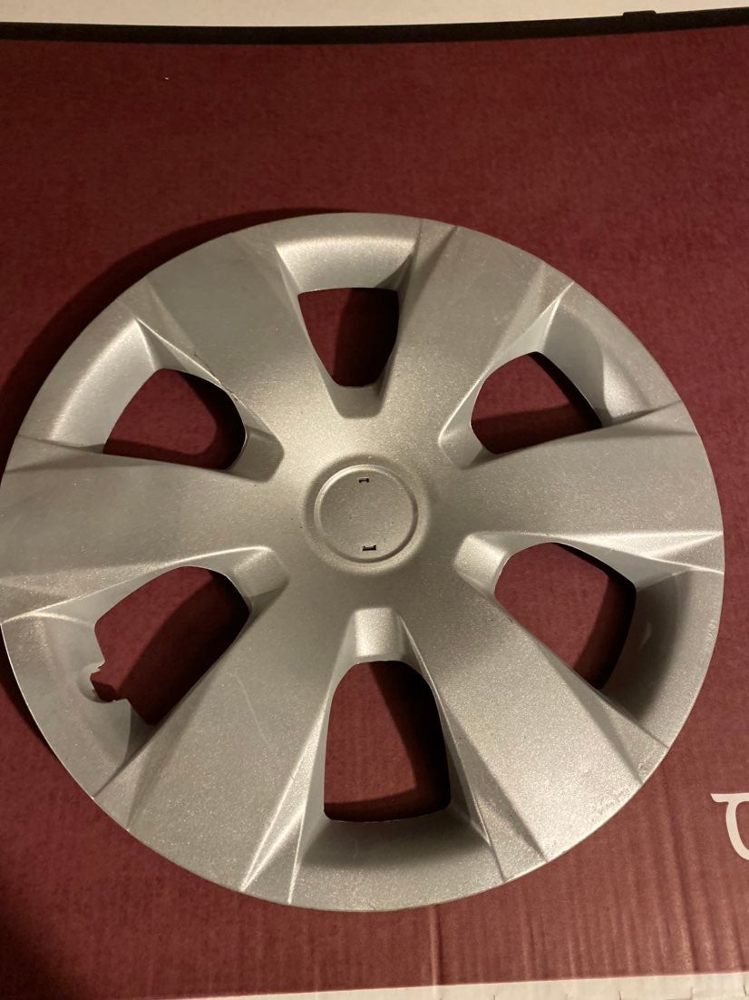 Toyota hubcaps