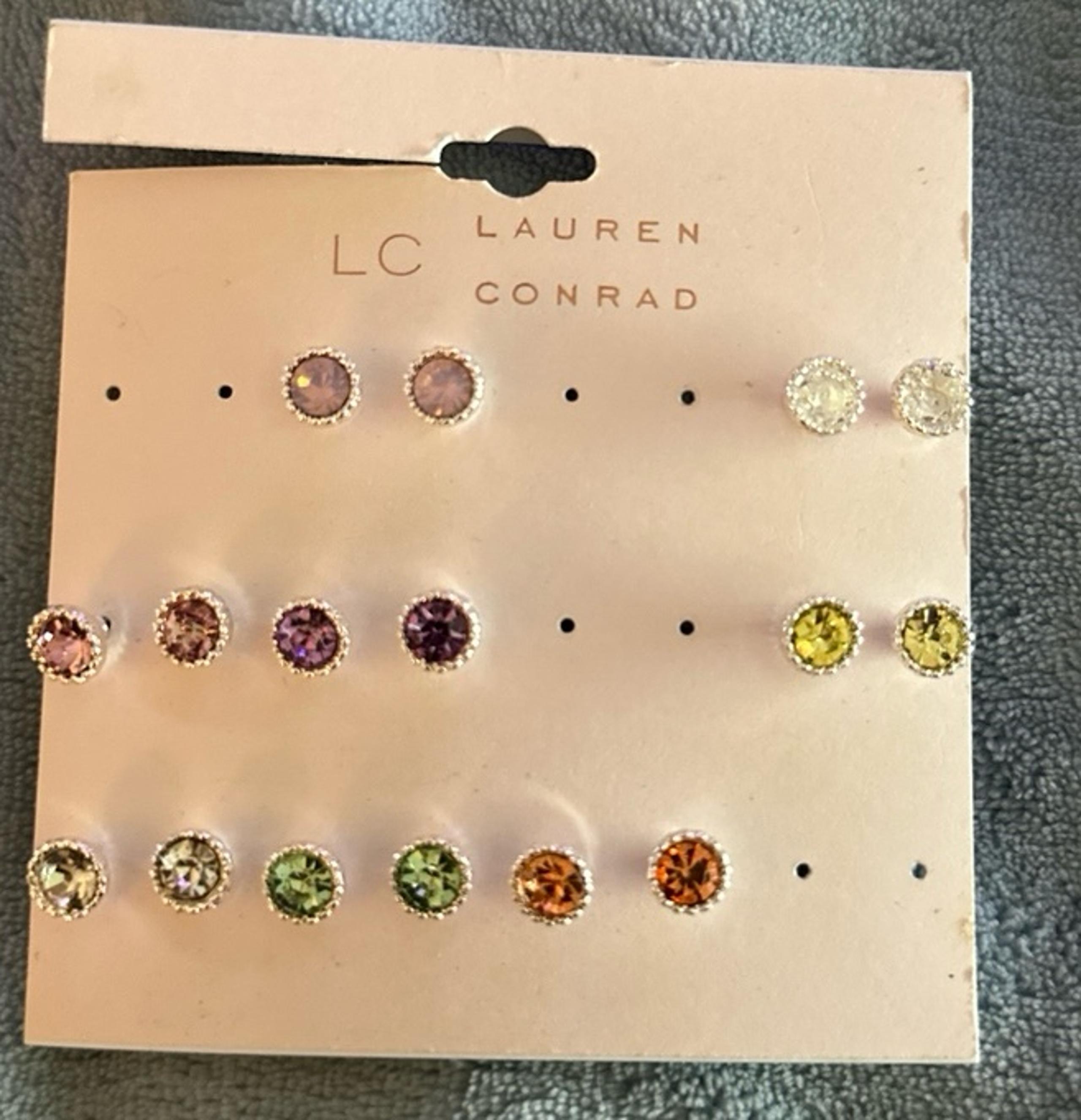 Lauren Conrad earring set