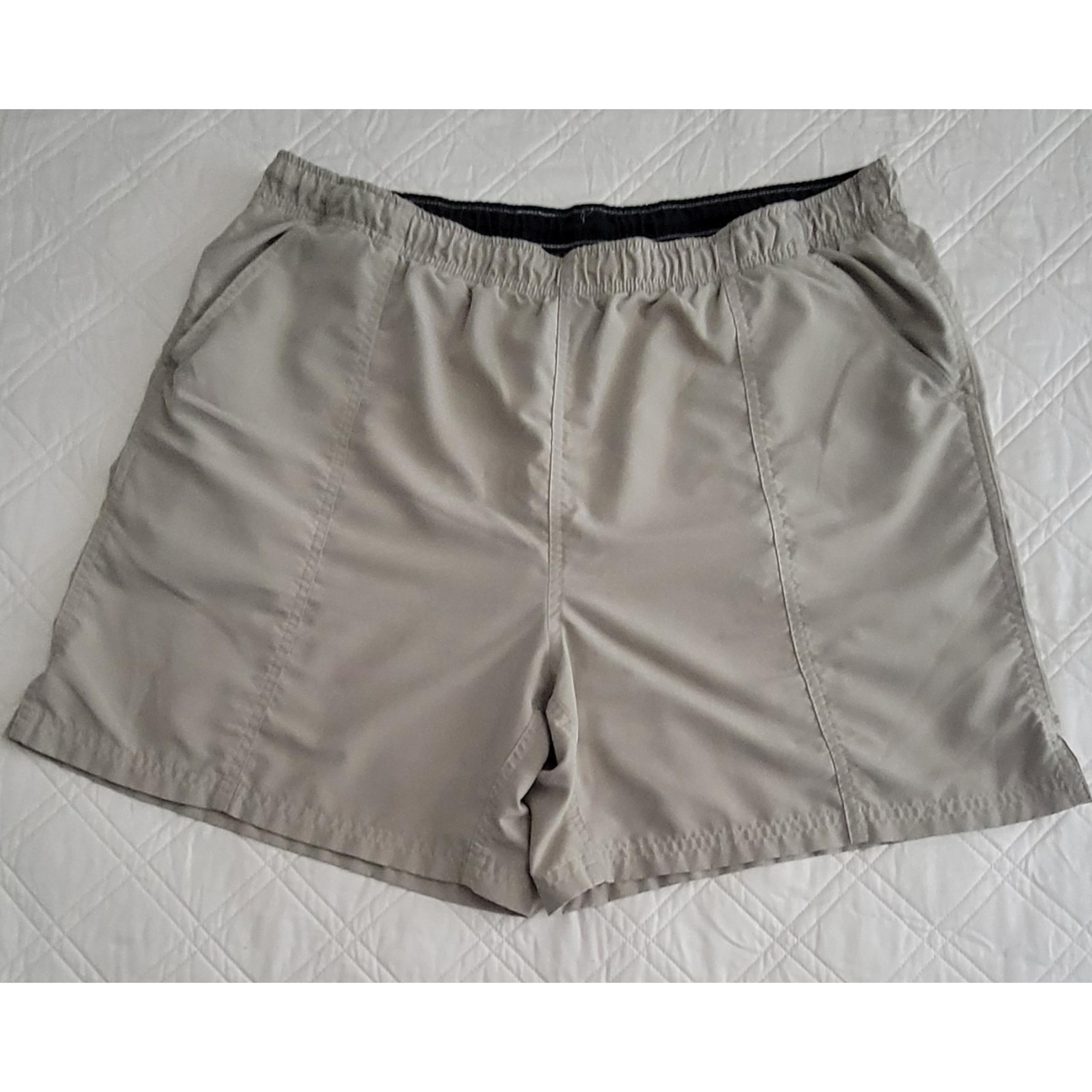 LAND'S END Womens Shorts Khaki 2 Pocket  Breathable Cool Summer