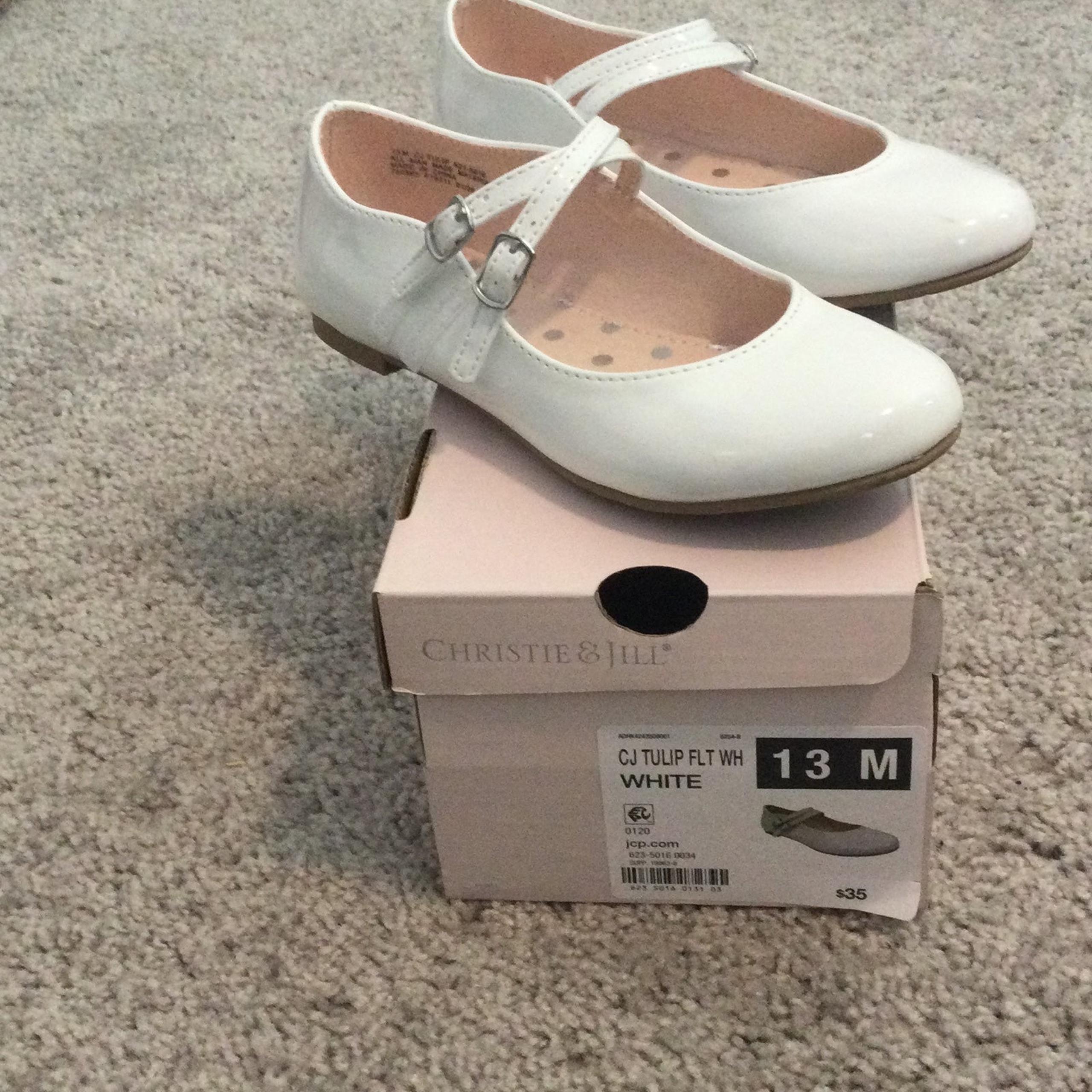 Girls white  patent leather  shoes size 13