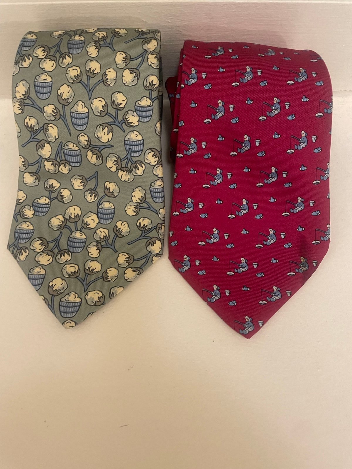 2x Hermes Ties