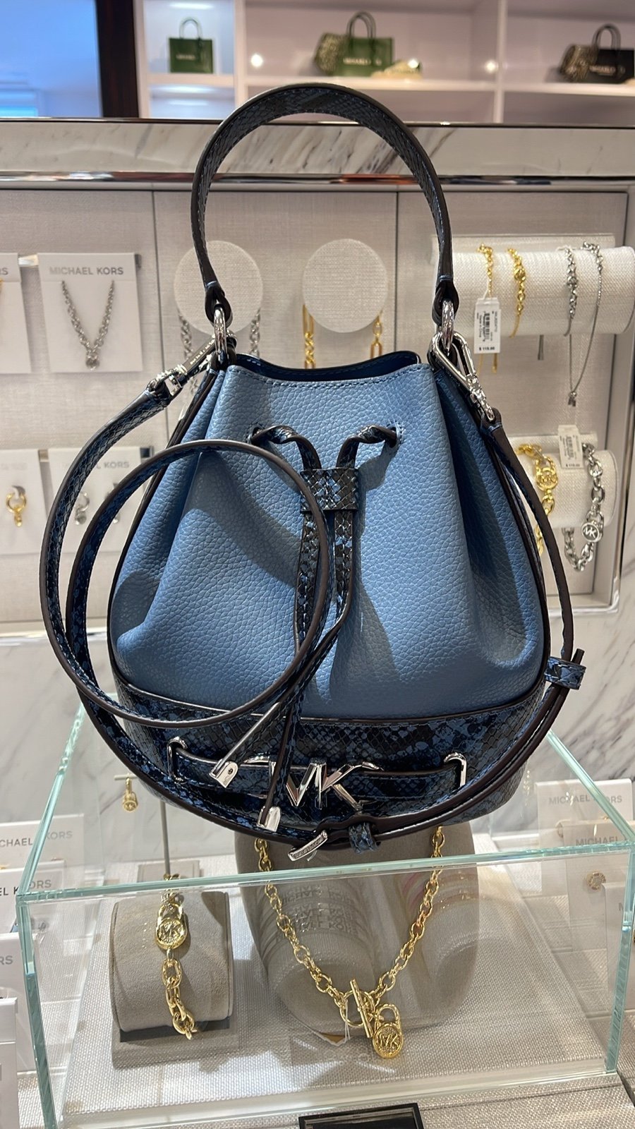 Michael kors denim bucket bag hotsell