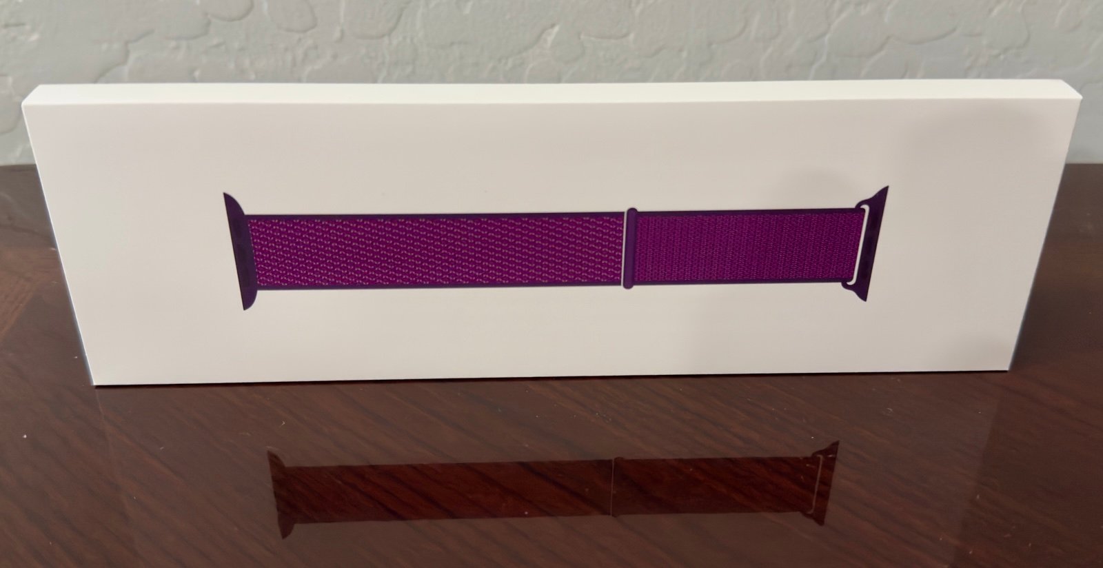 New Genuine Apple Plum Sport Loop 42mm For Apple Watch Series 10