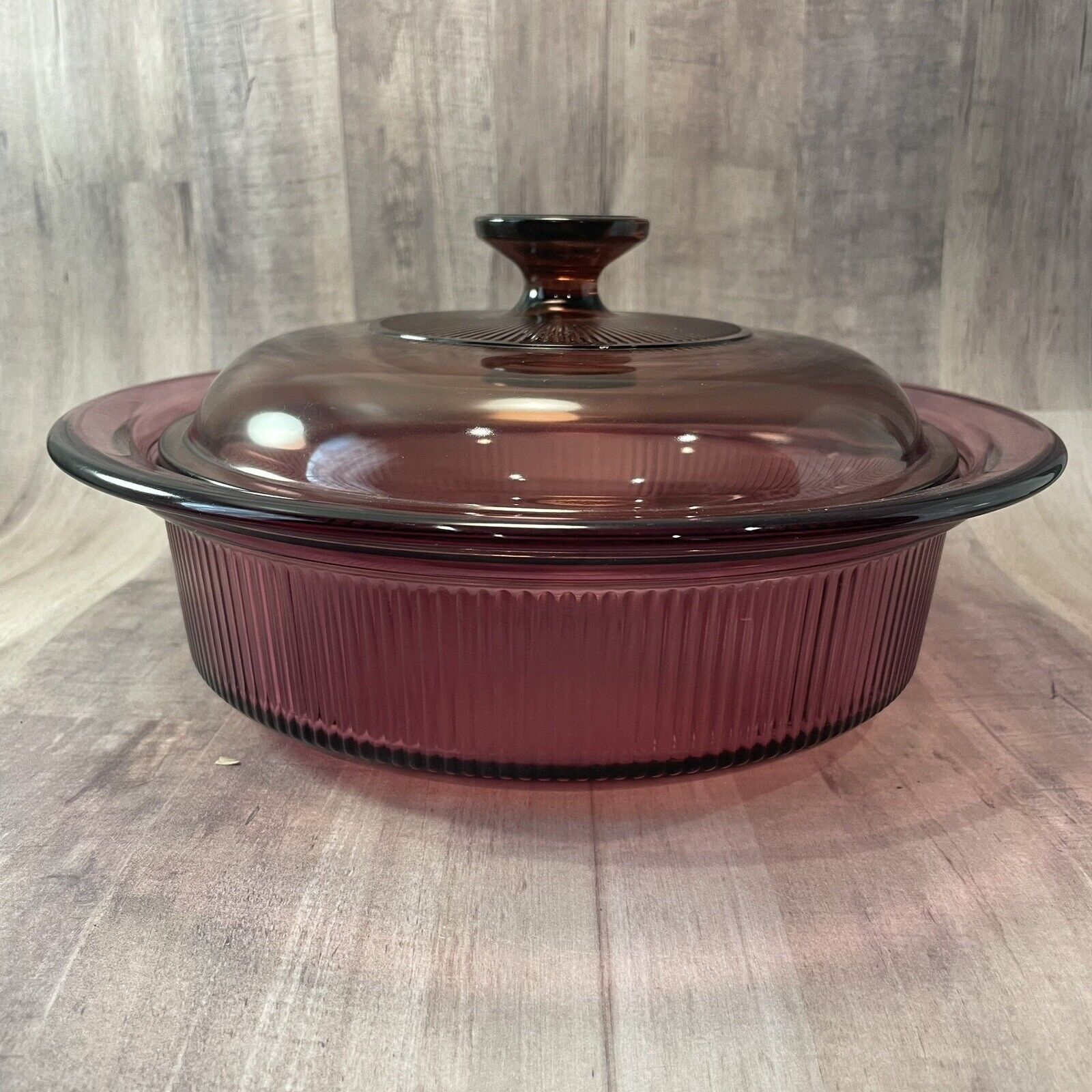 Corning Ware Vision V-32-B Cranberry 1.5 Qt Glass Casserole Dish Pyrex Lid USA