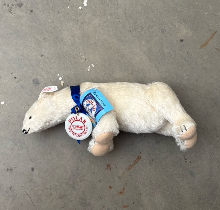 Steiff FAO Schwarz Polar The Titanic Bear EAN 670299 Limited Edition /5000 22 cm
