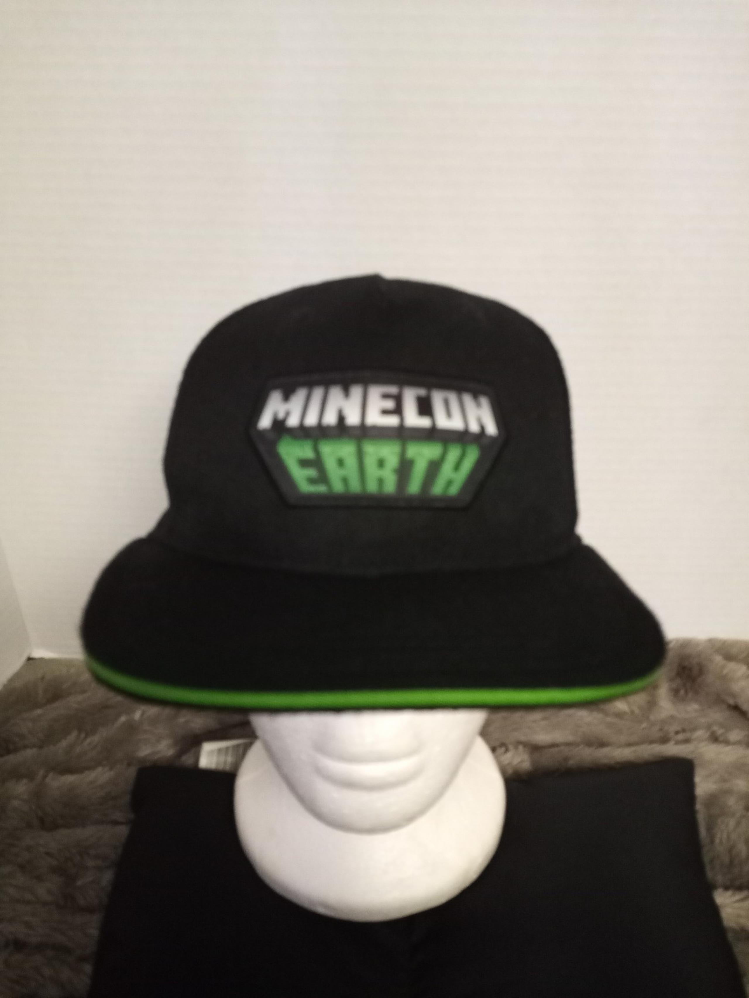 Minecon Earth Snapback Hat Kids