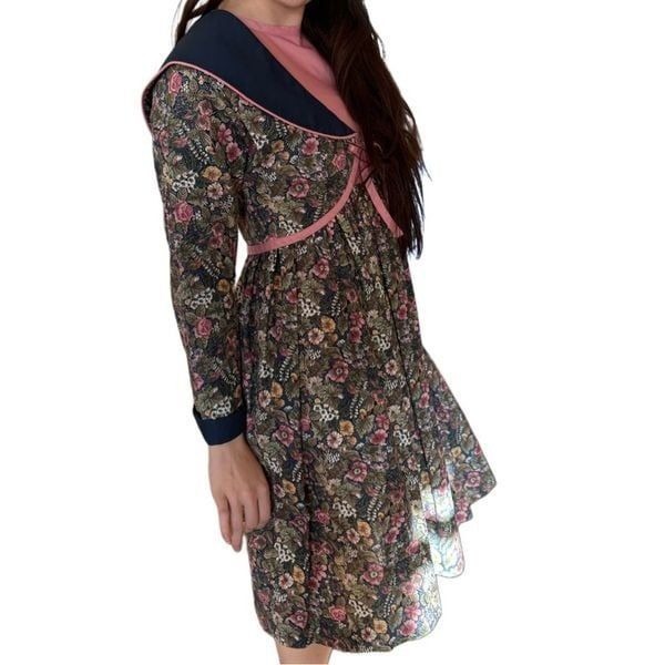 Cottagecore vintage 90’s floral dress women’s XXS or children’s 12-14 year 2 pie