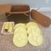 1978 Hawkeye Burlington 23 piece Wicker Picnic Basket Set with Metal Handles
