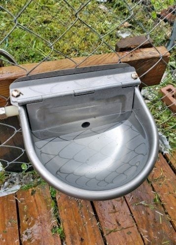 Automatic Stainless-Steel Waterer Bowl with Float Valve Water for Poultry Animal