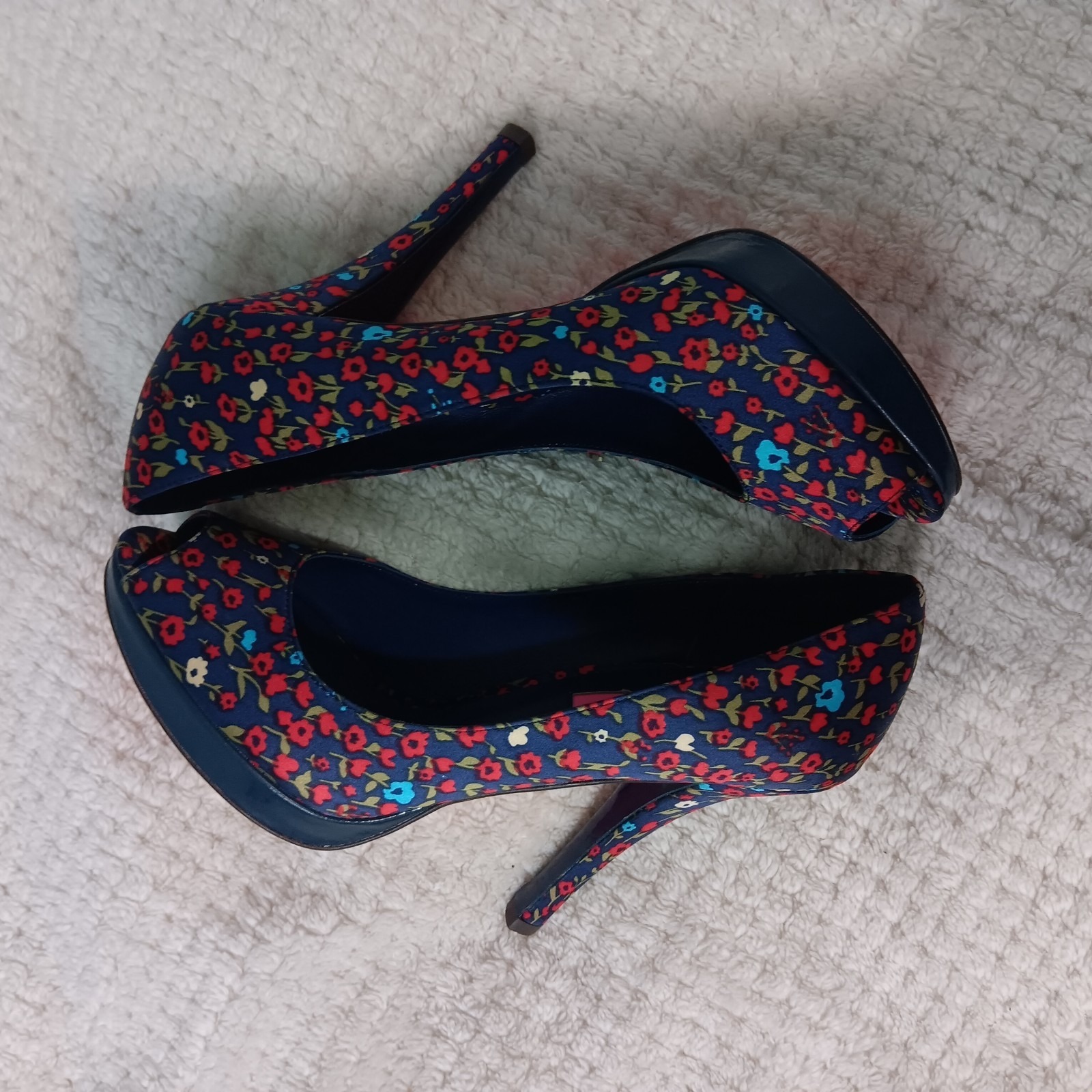 Betsey Johnson Peep Toe Pumps Sz 7.5 Platform, Cone Heels, Rockabilly Pin Up