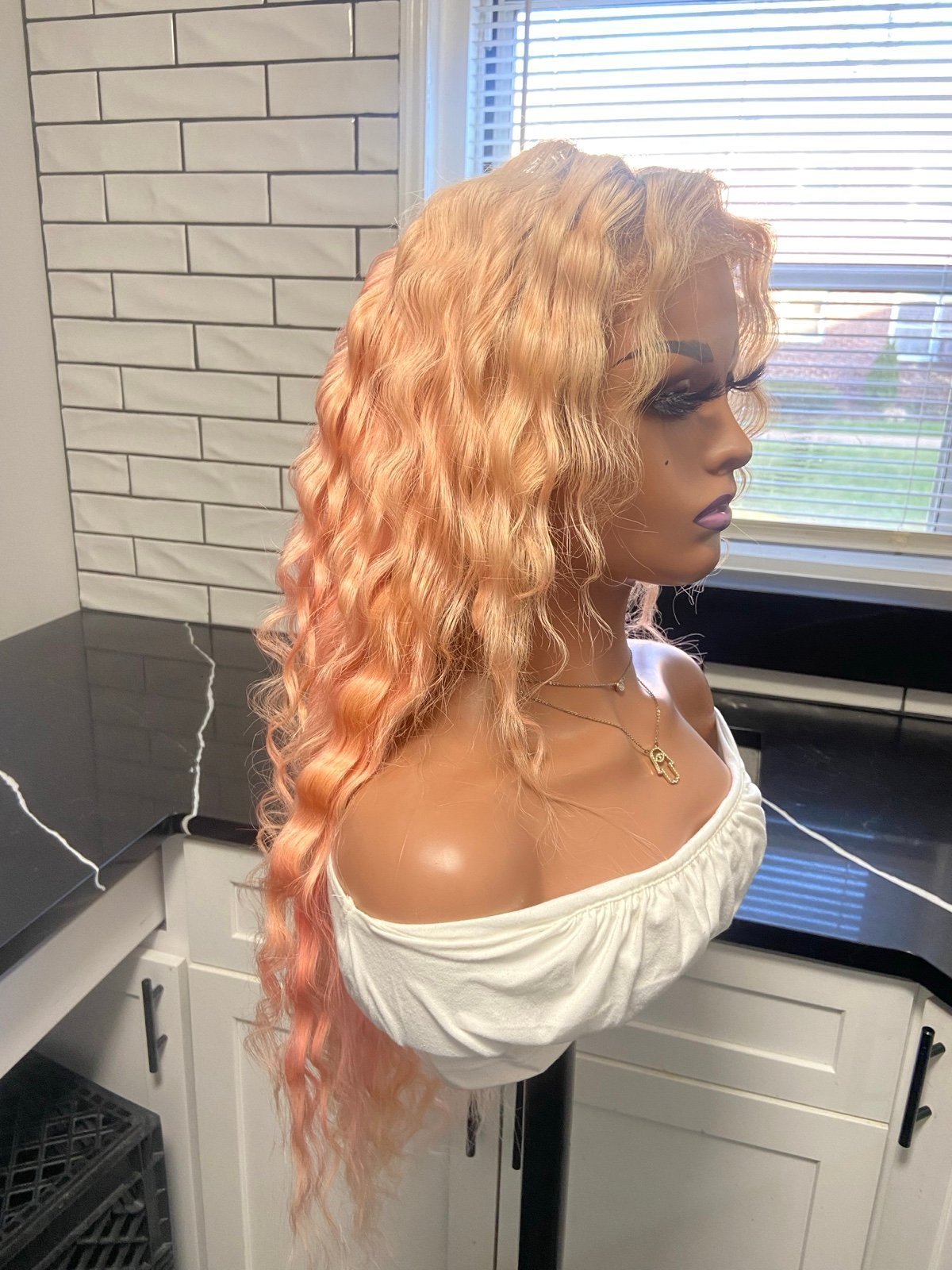 wig (THIS UNIT HAS BEEN SOLD)