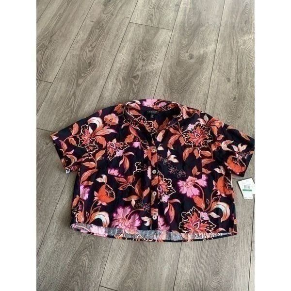 Laundry by Shelli Segal Navy floral crop top linen blend shirt