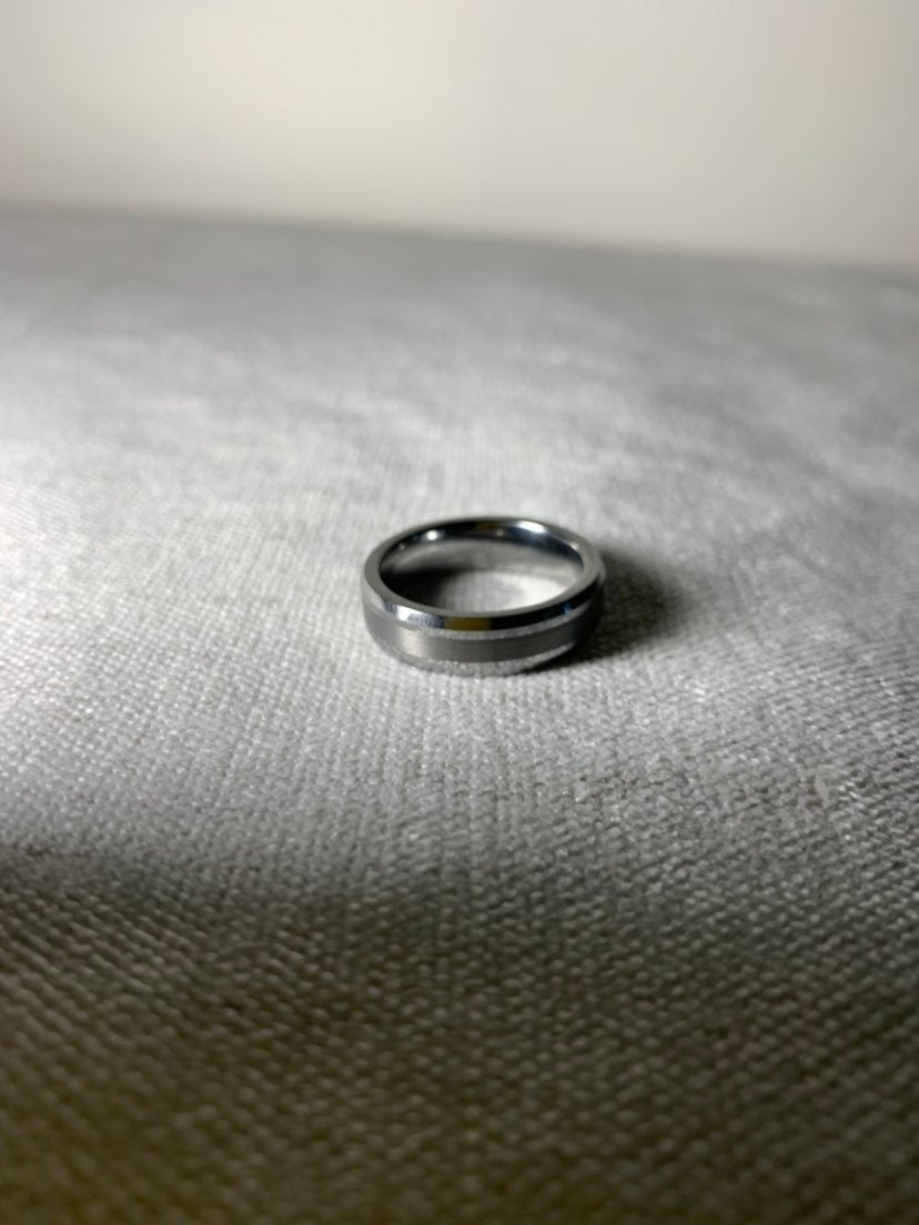 MENS GUNMETAL TUNGSTEN RING from HAWAII