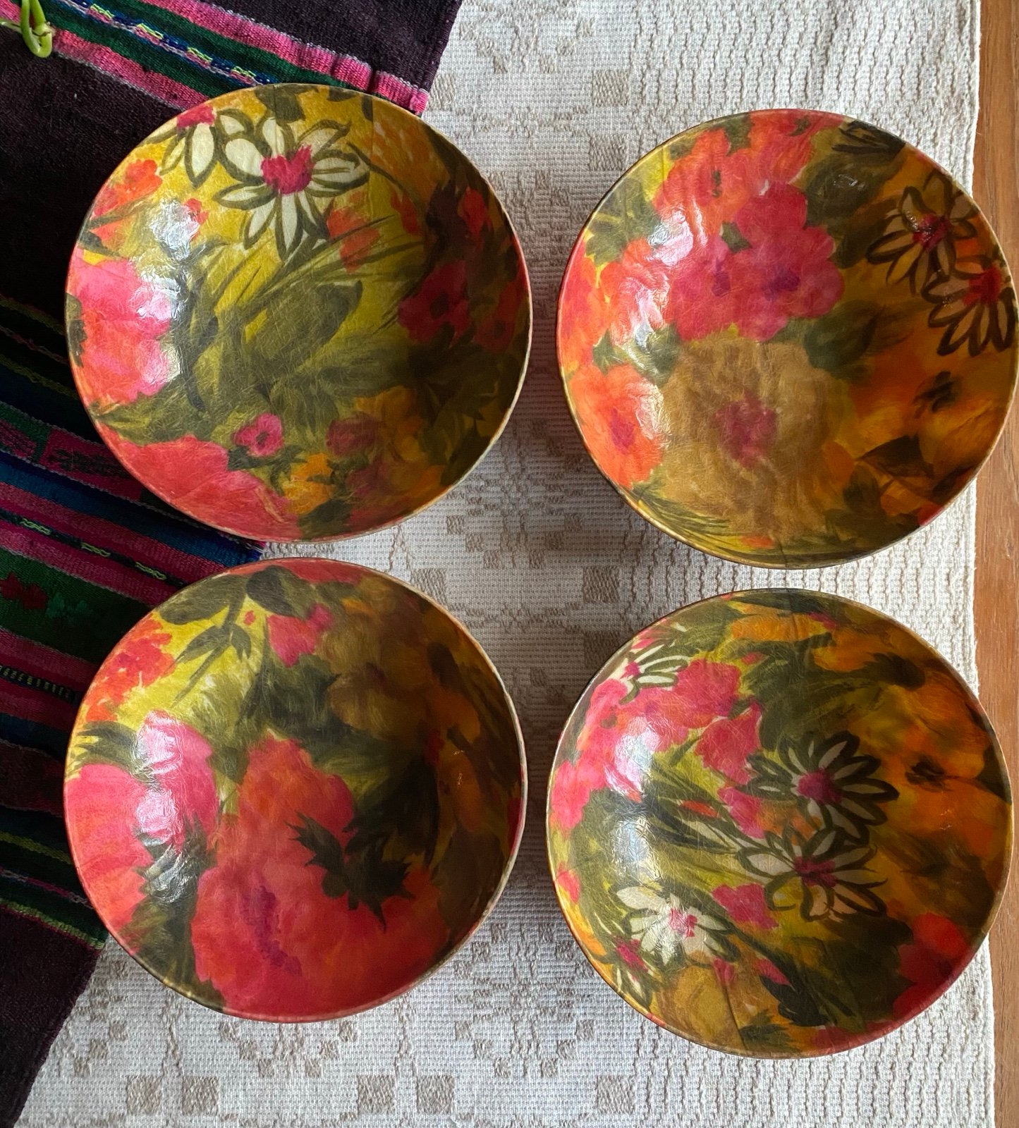 vintage fiberglass salad bowls