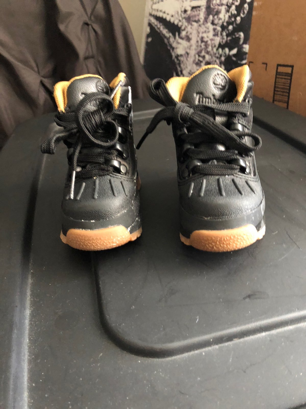 Baby timberland boots size 5