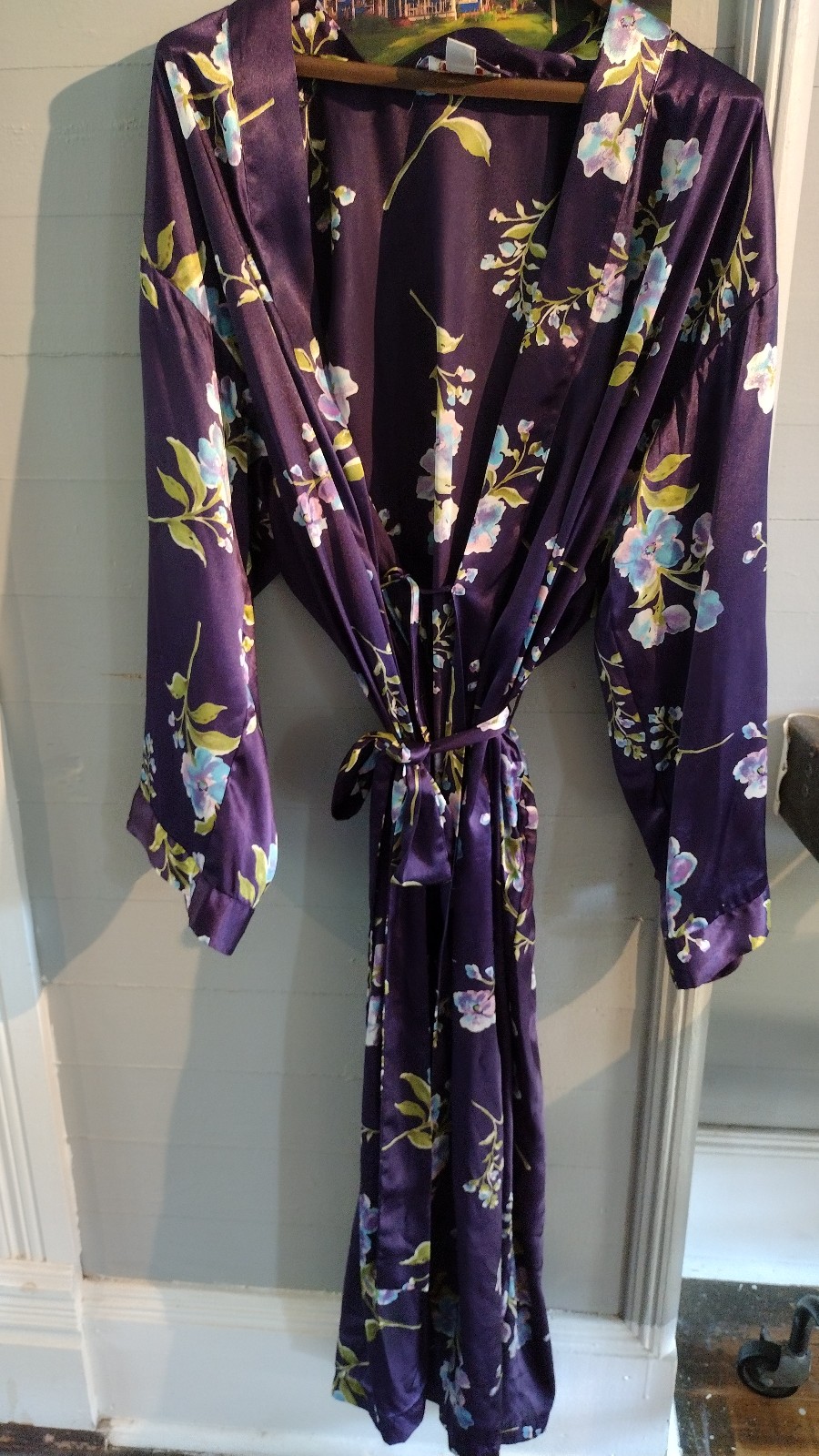 Talbots Robe Womens Medium Purple Floral Long Satin Feminine Flowy