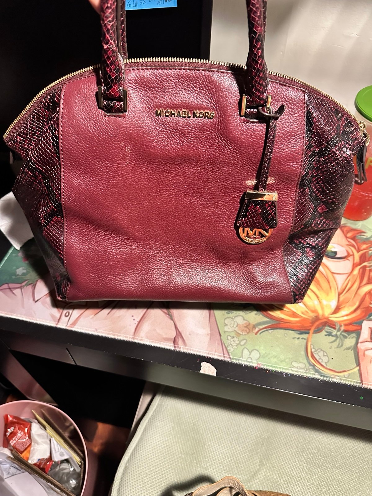 Micheal Kors purse