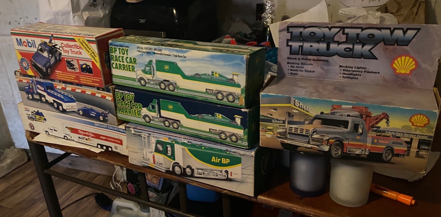 7 Different Vintage Toy Tow Trucks & Race Car Carriers - ( Collector Series )