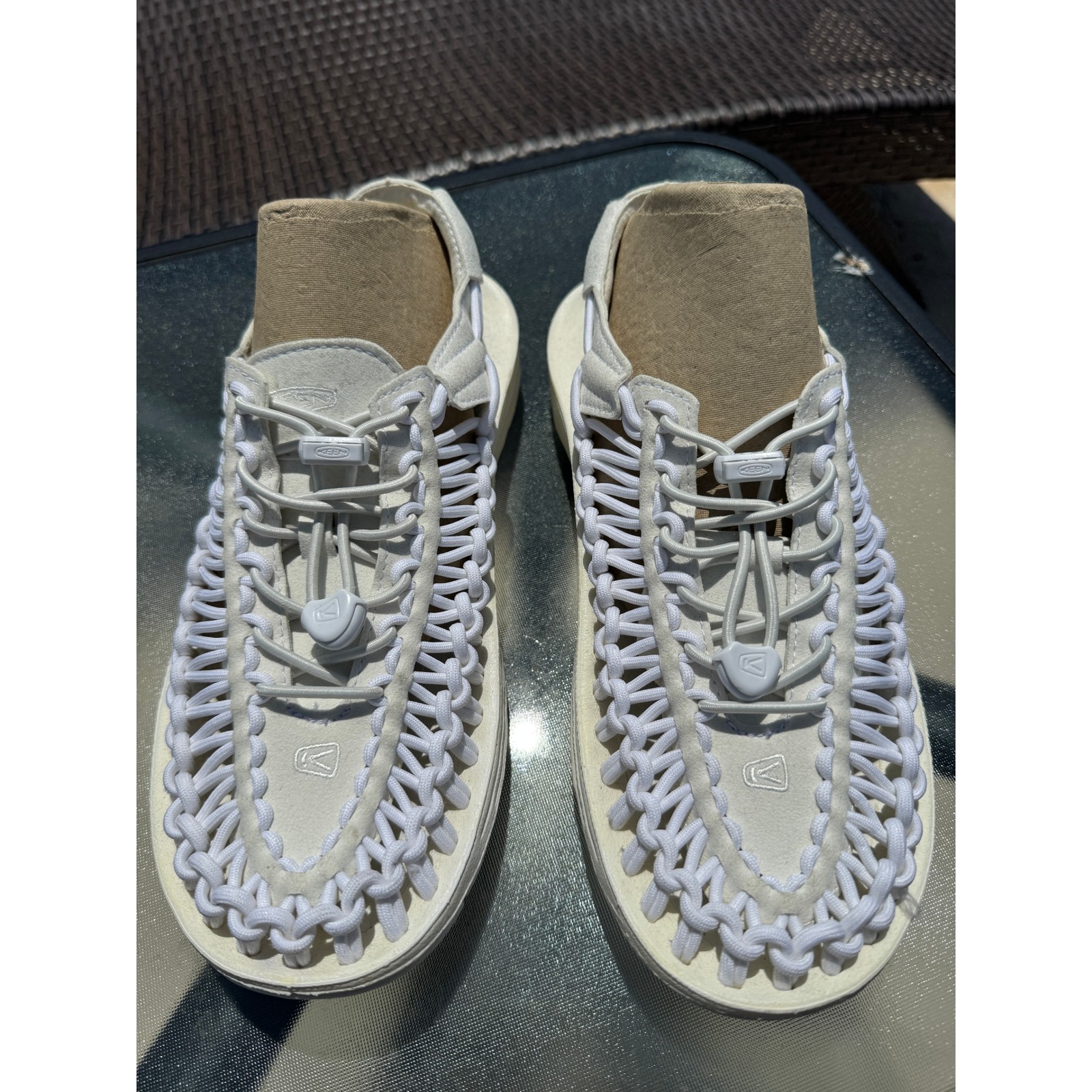 Keen Men's Uneek Canvas Size 9 Excellent condition