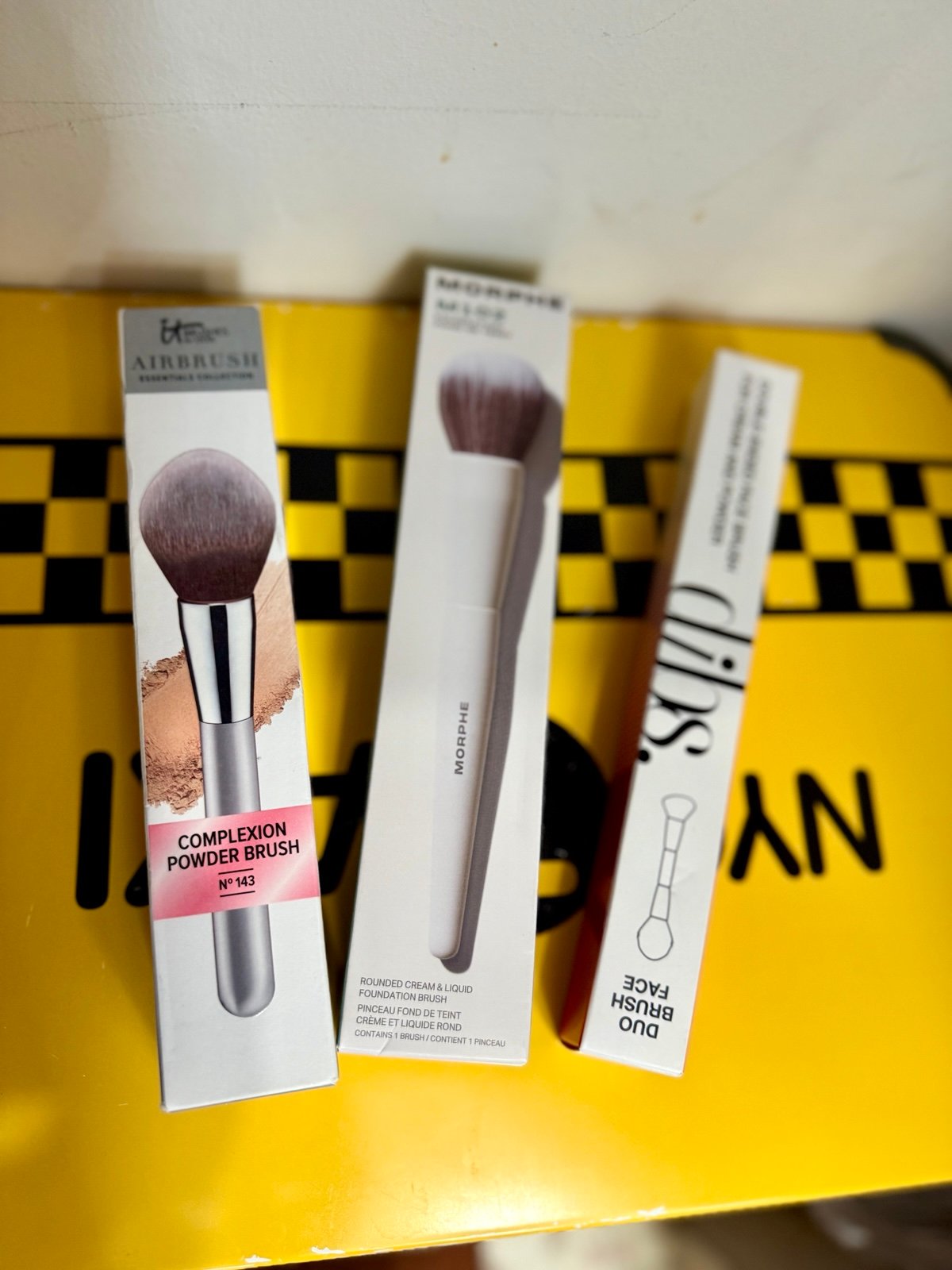 Makeup brushes