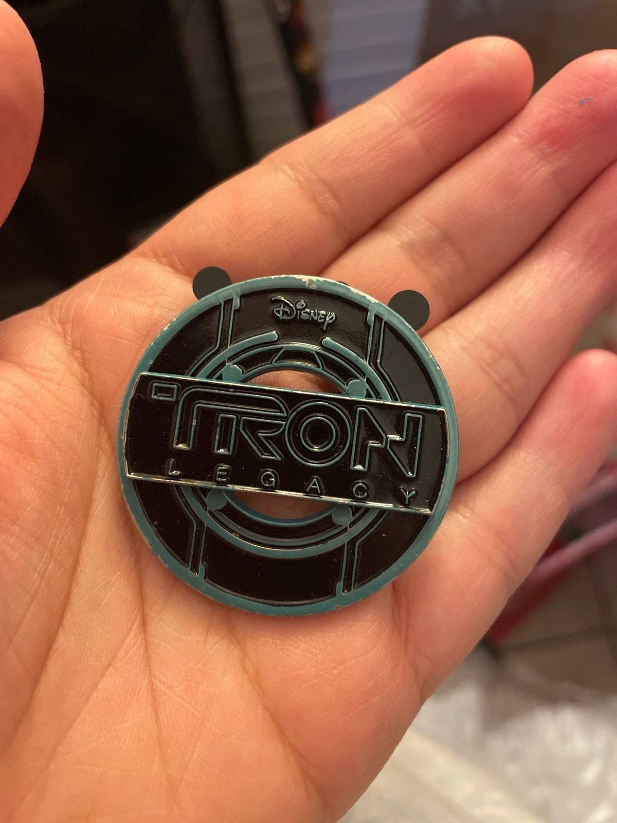 Disney Tron legacy pin