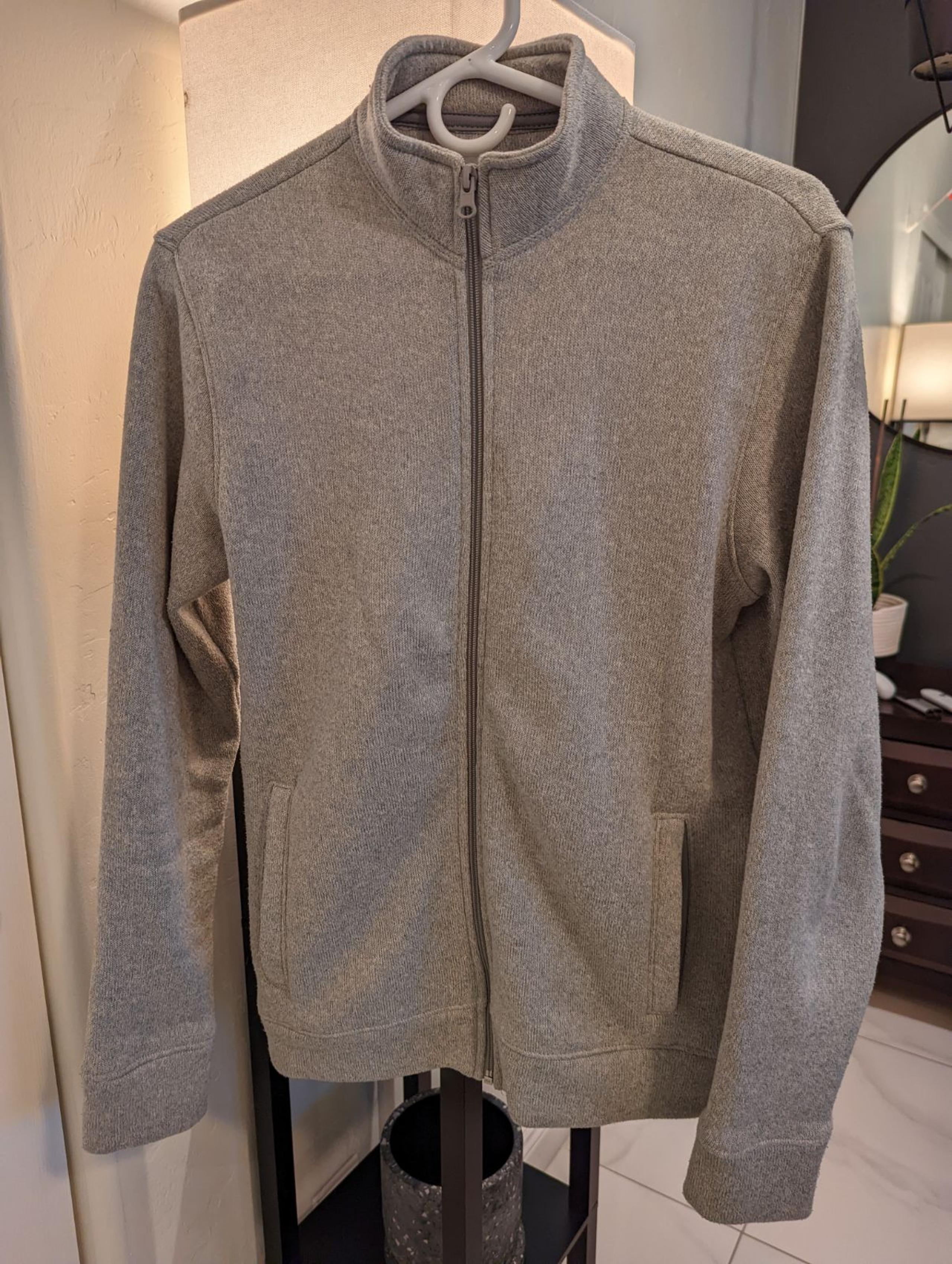 Old Navy zip up sweater